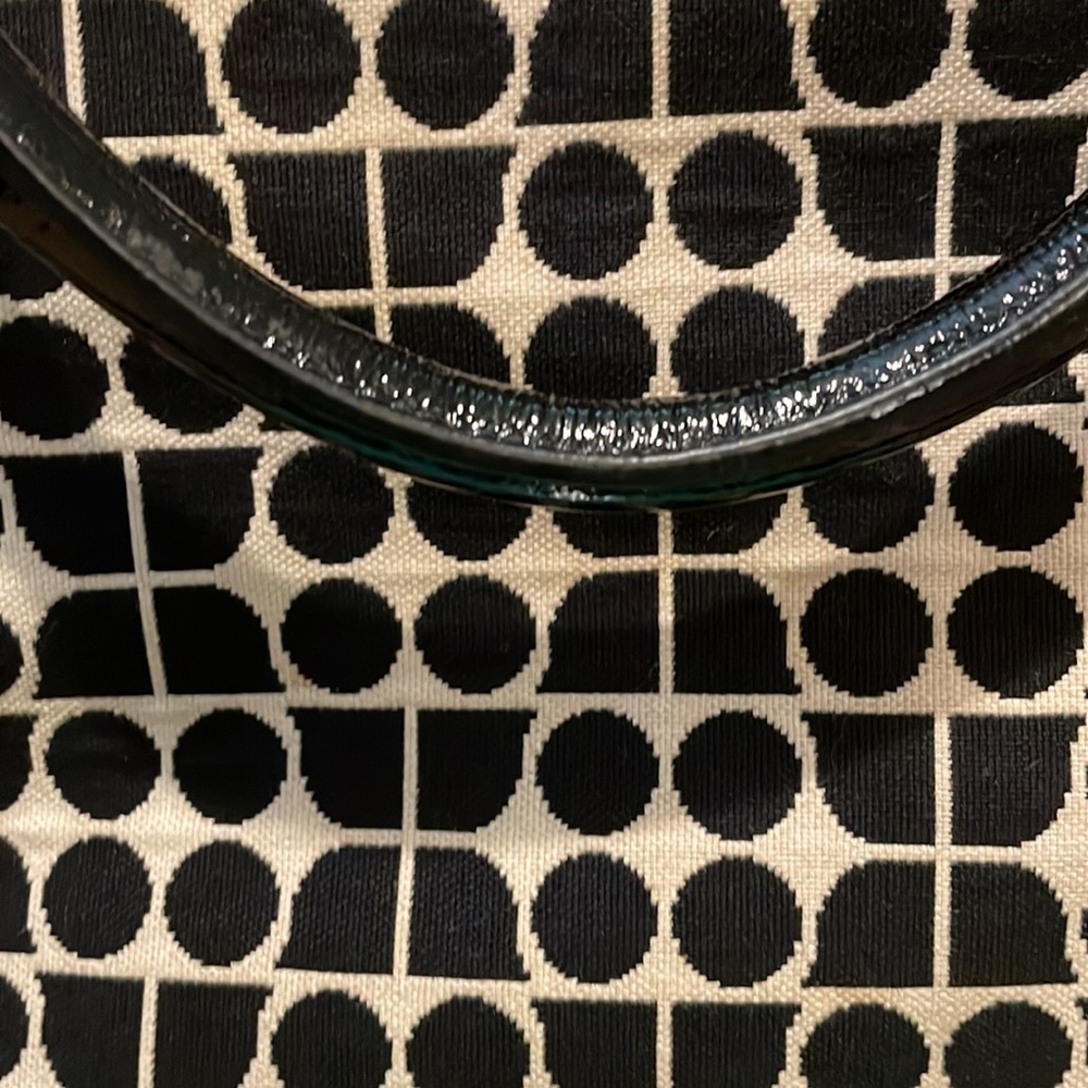 Kate Spade New York Zipper Tote Bag. Signature Pattern Vintage - Picture 4 of 15